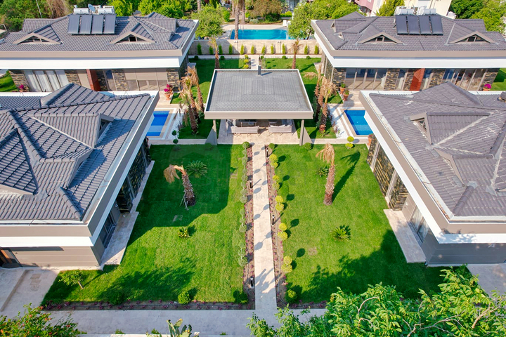 4+1-Villa im Wohnbezirk Aslanbujak - Antalya