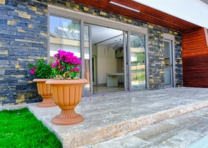 4+1-Villa im Wohnbezirk Aslanbujak - Antalya