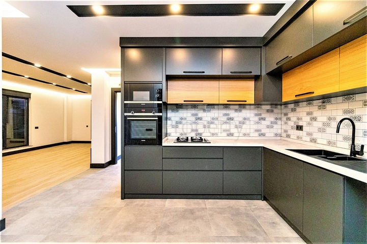 4+1-Villen im Stadtteil Doshemealty - Antalya 