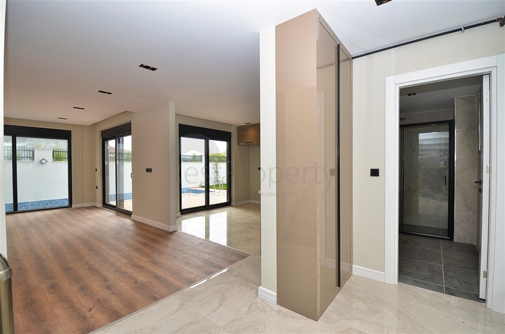 3+1-Villen im Wohnbezirk Güzeloba - Antalya 