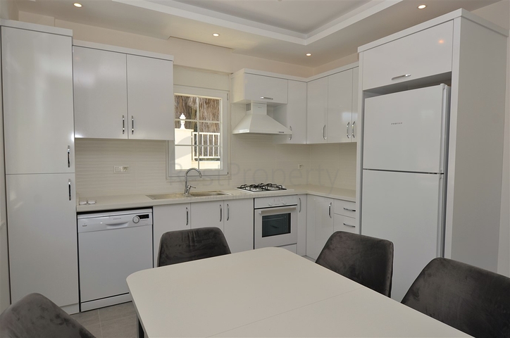 2+1-Villen im Wohnbezirk Aslanbujak - Antalya 