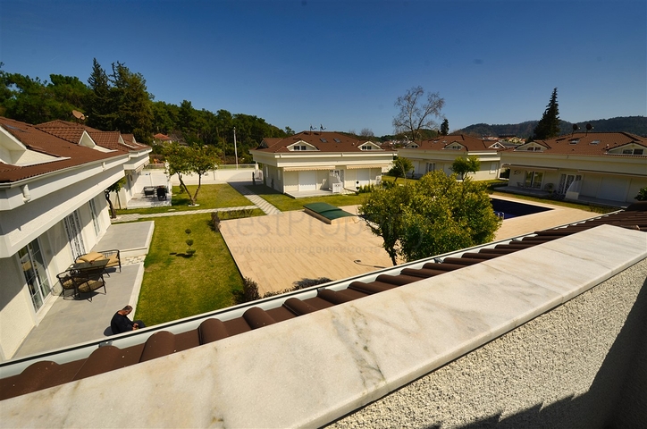 2+1-Villen im Wohnbezirk Aslanbujak - Antalya 