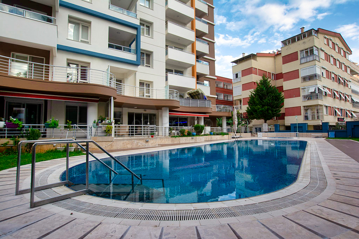 2+1-Apartments in der Wohngegend Güzeloba - Antalya 