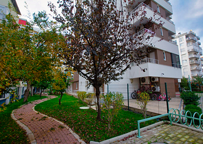 2+1-Apartments in der Wohngegend Güzeloba - Antalya 