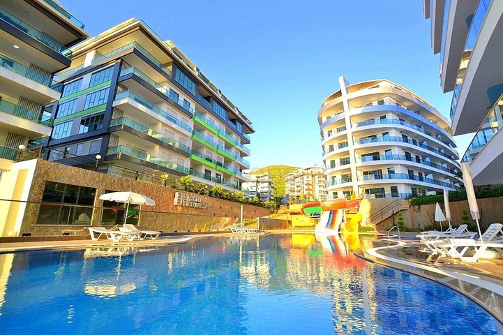 Wohnung 2+1 in einer Wohnanlage mit Hotelinfrastruktur.