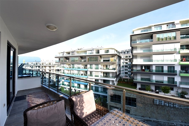 Wohnung 2+1 in einer Wohnanlage mit Hotelinfrastruktur.