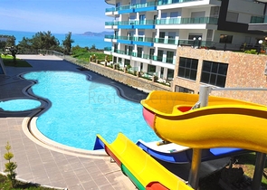 Wohnung 2+1 in einer Wohnanlage mit Hotelinfrastruktur.