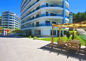 Wohnung 2+1 in einer Wohnanlage mit Hotelinfrastruktur.