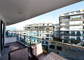 Wohnung 2+1 in einer Wohnanlage mit Hotelinfrastruktur.