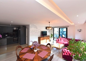 Wohnung 2+1 in einer Wohnanlage mit Hotelinfrastruktur.