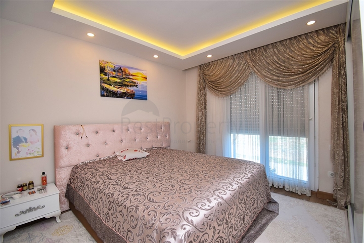 3+1 Wohnung in der Wohngegend Güzeloba - Antalya 