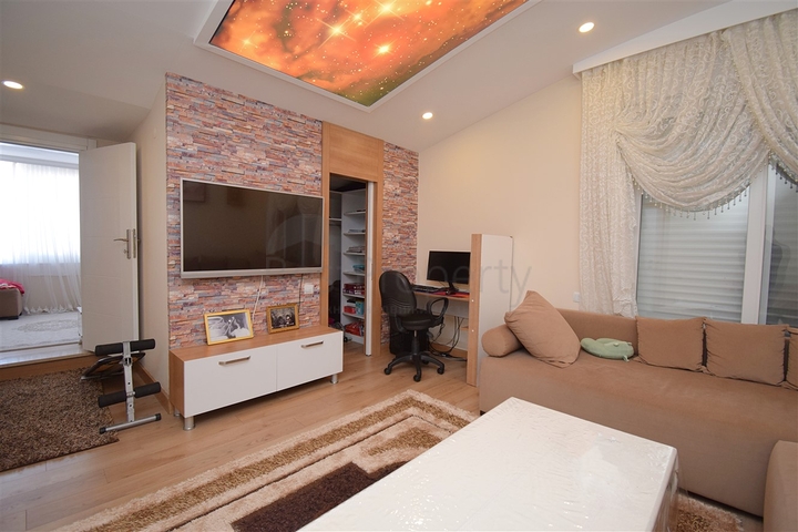 3+1 Wohnung in der Wohngegend Güzeloba - Antalya 