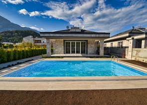 Villa mit 6+1 Grundriss in Kemer - Antalya 