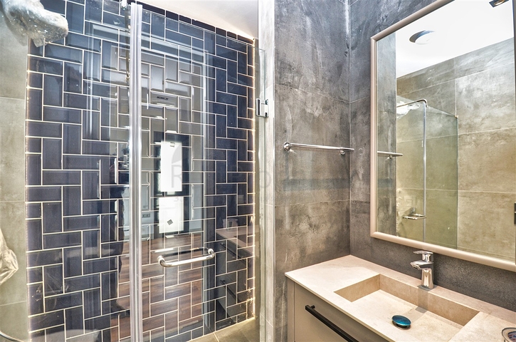 4+1-Villa in der Region Doshemealty - Antalya