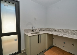 4+1-Villa in der Region Doshemealty - Antalya