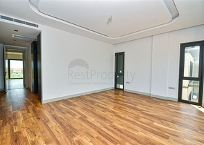 4+1-Villa in der Region Doshemealty - Antalya