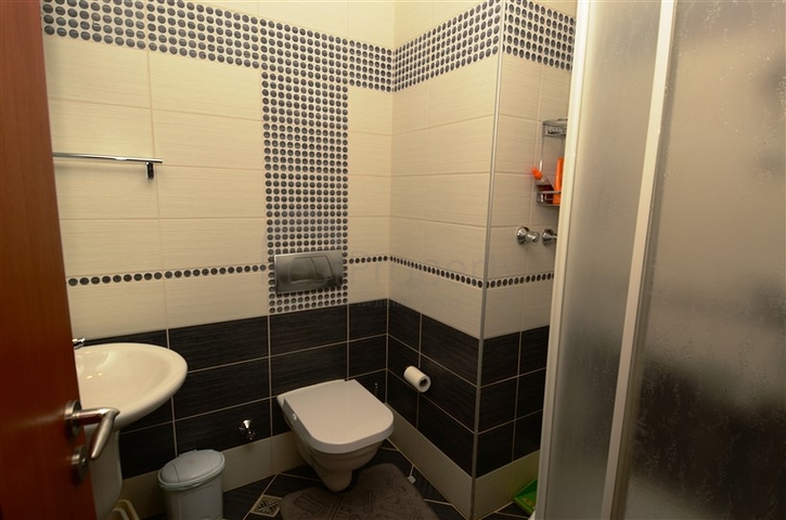 Möblierte Wohnung 1+1 in Alanya