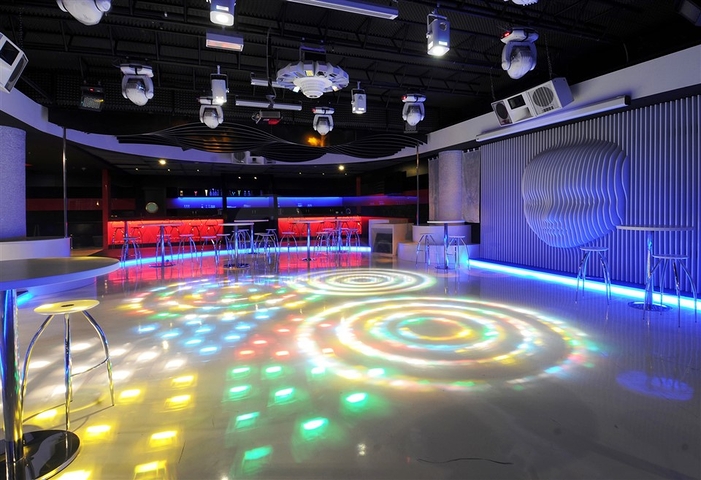 Luxus-Apartment mit direktem Meerblick