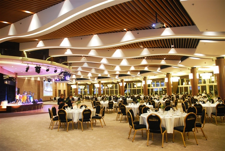 Luxus-Apartment mit direktem Meerblick