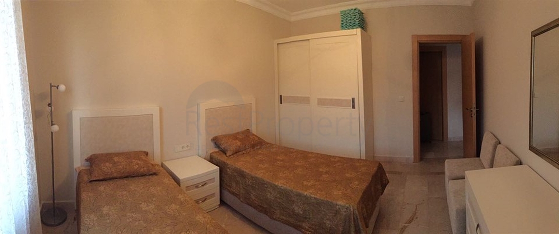 Luxus-Apartment mit direktem Meerblick