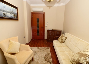 Apartment 3+1 möbliert, in einem Komplex in der ersten Zeile