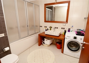 Apartment 3+1 möbliert, in einem Komplex in der ersten Zeile