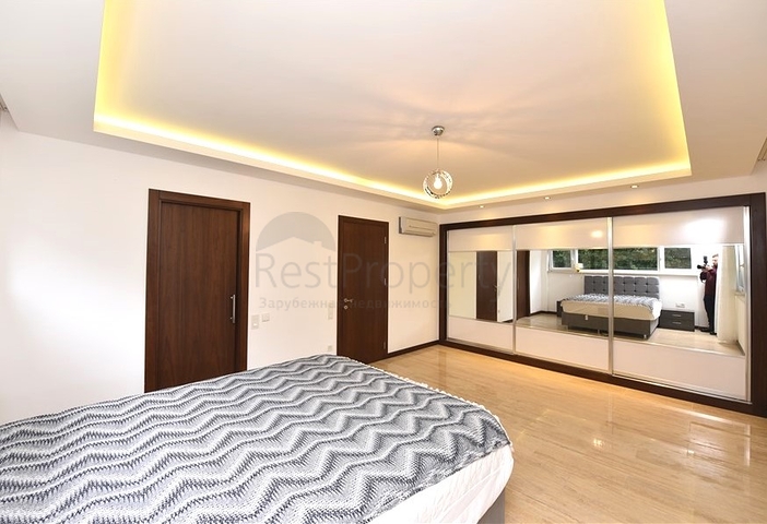 Maisonette mit Zugang zum Garten in einem Luxus-Komplex