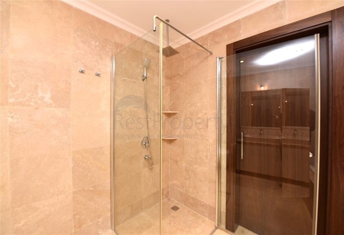 Maisonette mit Zugang zum Garten in einem Luxus-Komplex