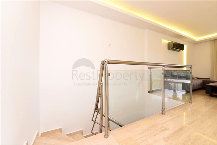 Maisonette mit Zugang zum Garten in einem Luxus-Komplex