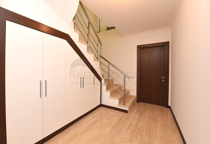 Maisonette mit Zugang zum Garten in einem Luxus-Komplex