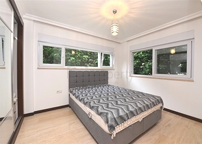 Maisonette mit Zugang zum Garten in einem Luxus-Komplex