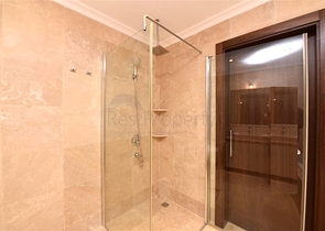 Maisonette mit Zugang zum Garten in einem Luxus-Komplex