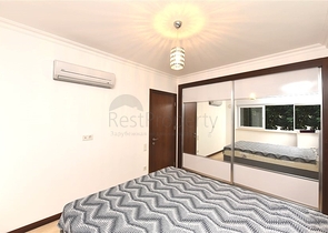 Maisonette mit Zugang zum Garten in einem Luxus-Komplex