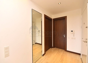 Maisonette mit Zugang zum Garten in einem Luxus-Komplex