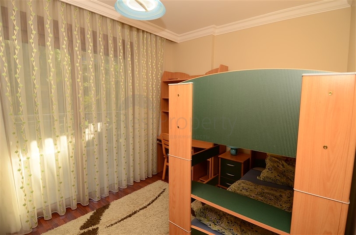 Wohnung zu vermieten im Zentrum von Alanya in der ersten Zeile