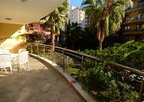 Wohnung zu vermieten im Zentrum von Alanya in der ersten Zeile