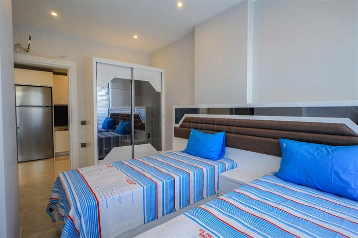 Neuer Komplex in der ersten Linie von Mahmutlar