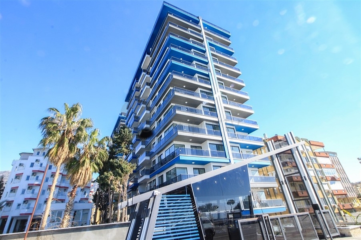 Neuer Komplex in der ersten Linie von Mahmutlar