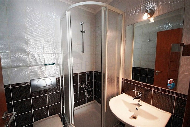 Wohnungen in erster Linie zu vermieten