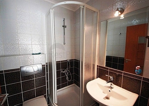 Wohnungen in erster Linie zu vermieten