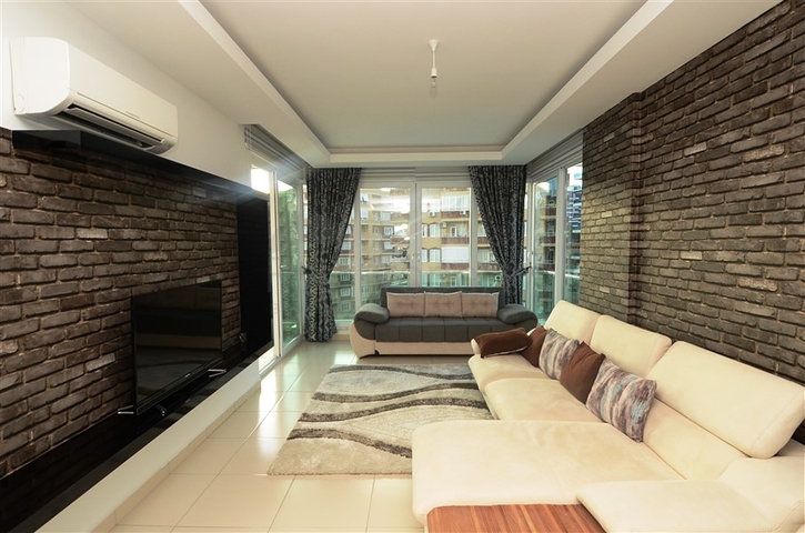 Wohnung zu vermieten mit Blick auf die Berge