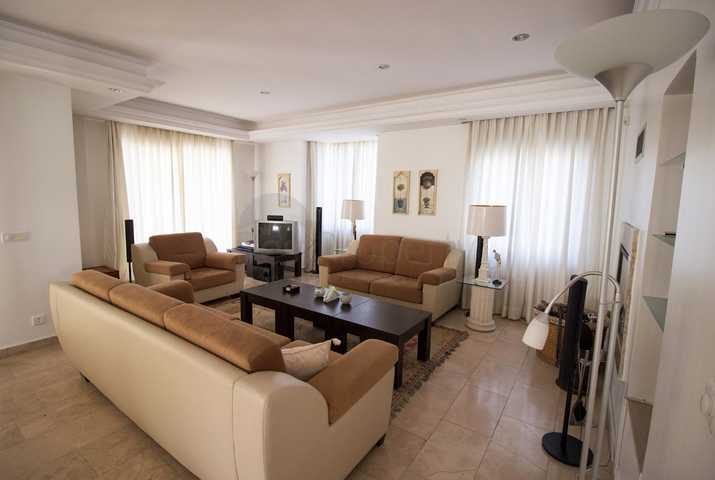 Freistehende möblierte Villa 3+1 in Belek