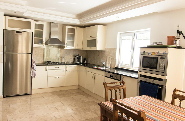 Freistehende möblierte Villa 3+1 in Belek