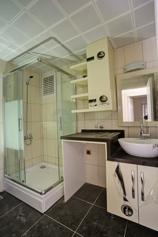 Fertige 2+1 Wohnungen in einem Komplex in der Nähe von Antalya Doshemealty