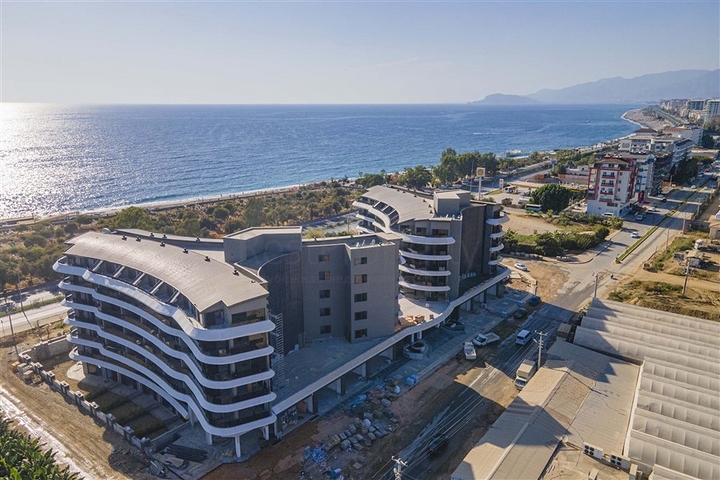 Neue Luxusanlage in der Nähe des Meeres in Kargicak Neue Luxusanlage in der Nähe des Meeres in Kargicak