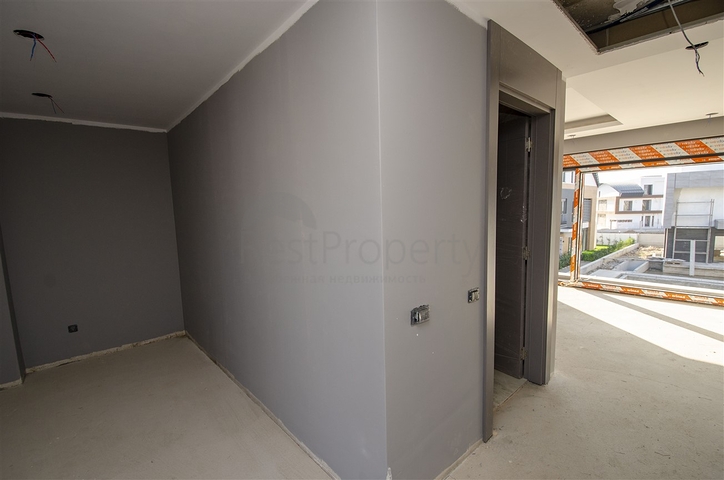 Villen in der Endphase des Baus in Konyaalti 