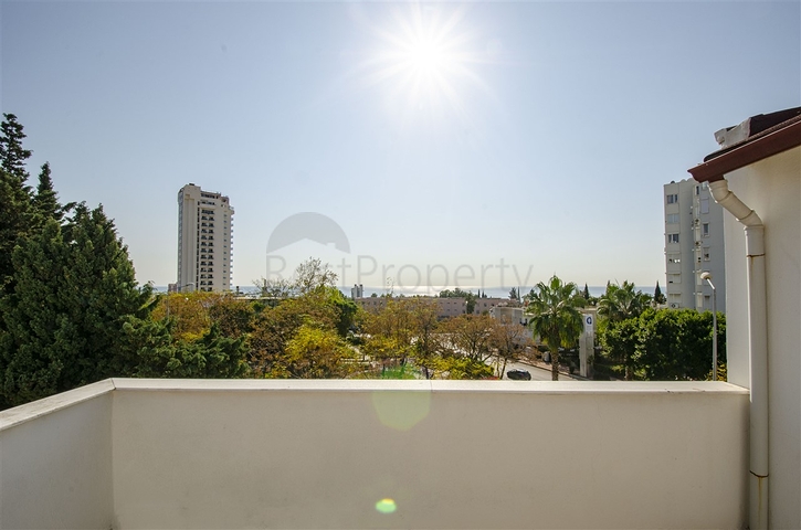 Verkauf Geschäftszentrum im Stadtteil Lara Antalya Verkauf Geschäftszentrum im Stadtteil Lara Antalya