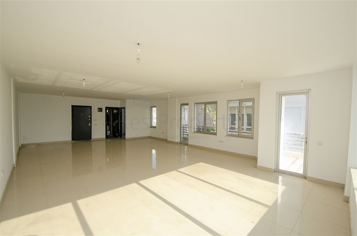 Verkauf Geschäftszentrum im Stadtteil Lara Antalya Verkauf Geschäftszentrum im Stadtteil Lara Antalya