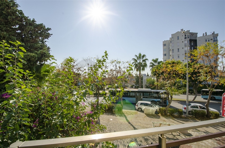 Verkauf Geschäftszentrum im Stadtteil Lara Antalya Verkauf Geschäftszentrum im Stadtteil Lara Antalya