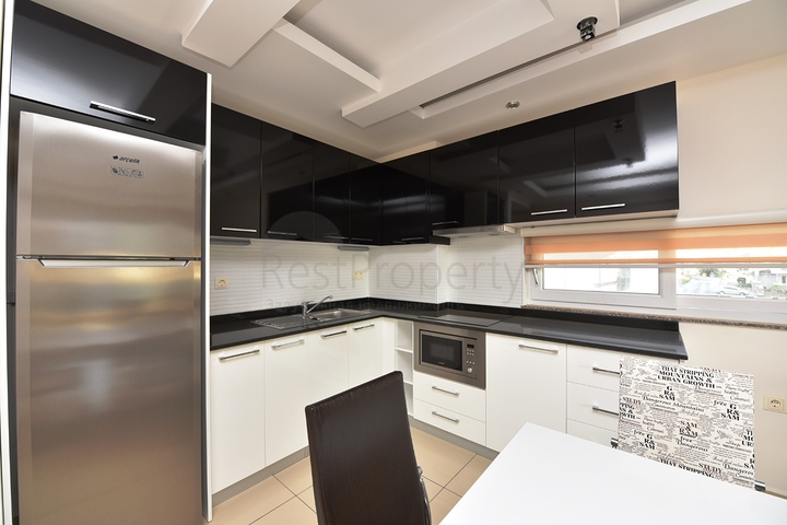 Möblierte Wohnung mit zwei Schlafzimmern zur Miete.